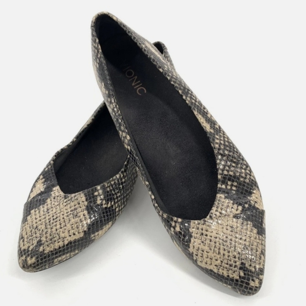 Snakeskin Pattern Women's Vionic Flats - image 2